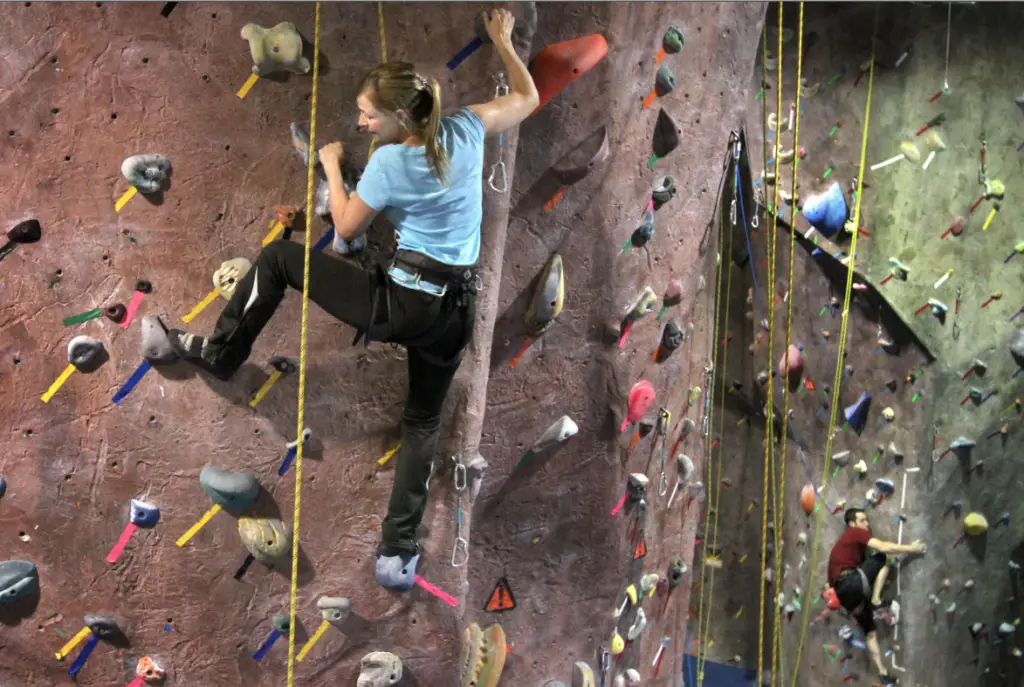 What to Wear to a Rock Climbing Gym - 6 Best Tips Screen shot 2012 02 22 at 8.54.08 PM 1