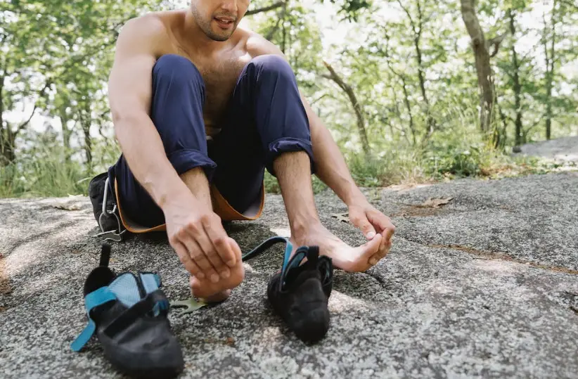 How to Stretch out Climbing Shoes: Comfort & Convenience image 15