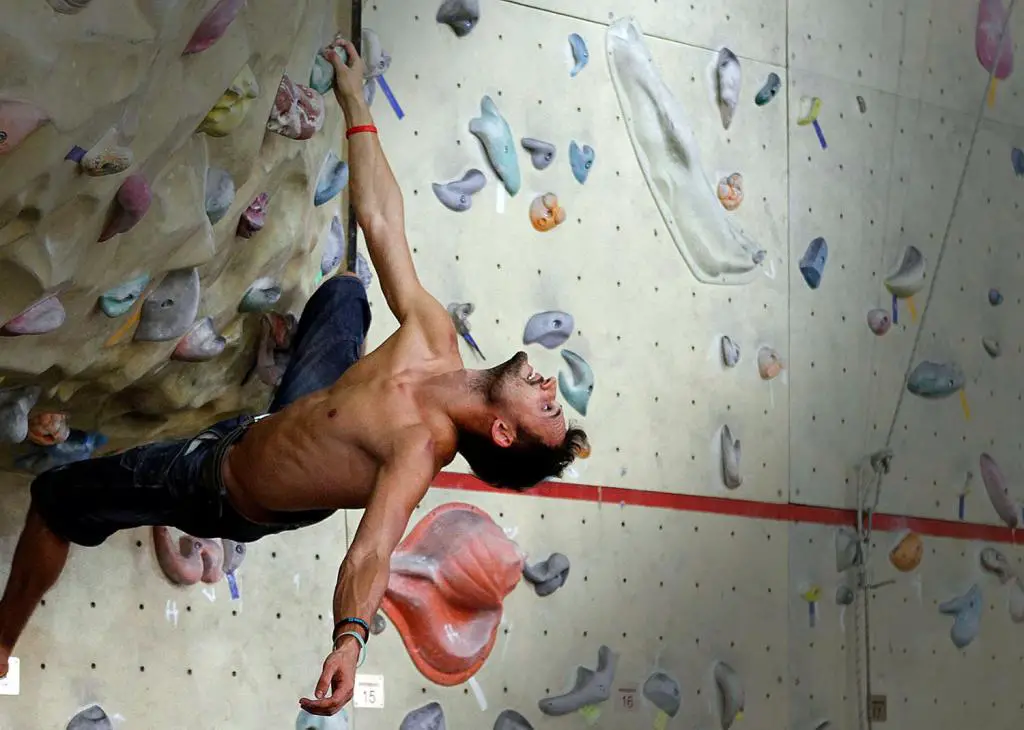 What to Wear to a Rock Climbing Gym - 6 Best Tips