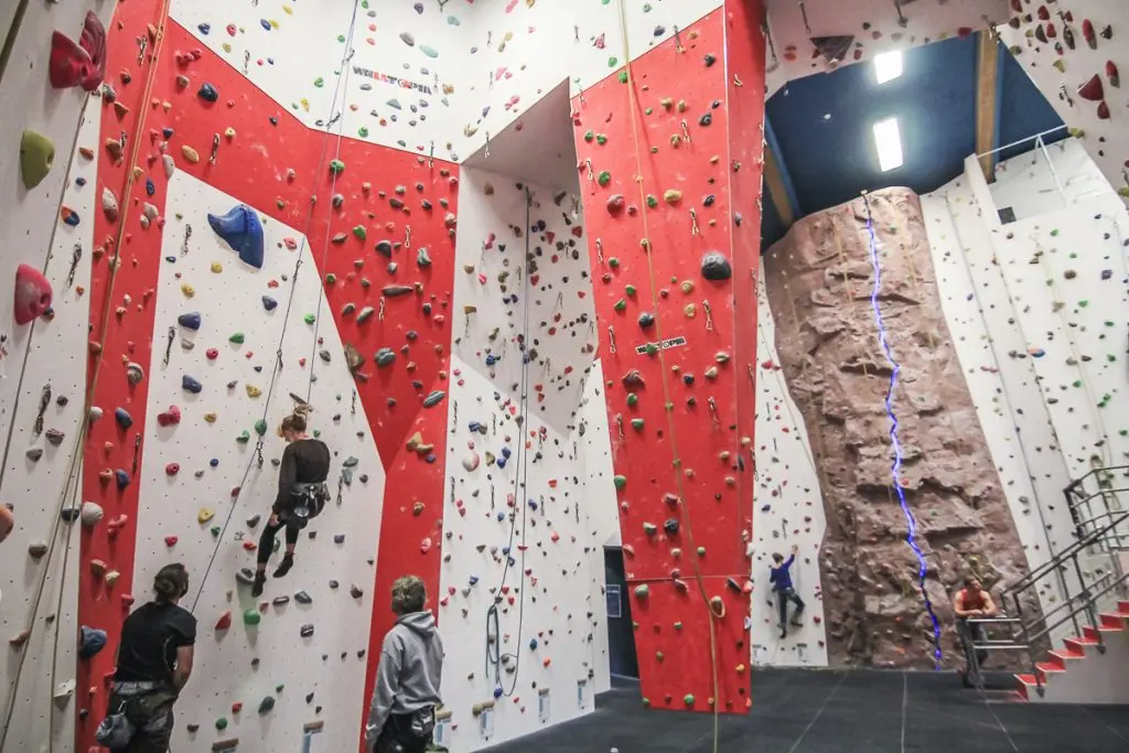 What to Wear to a Rock Climbing Gym - 6 Best Tips 1
