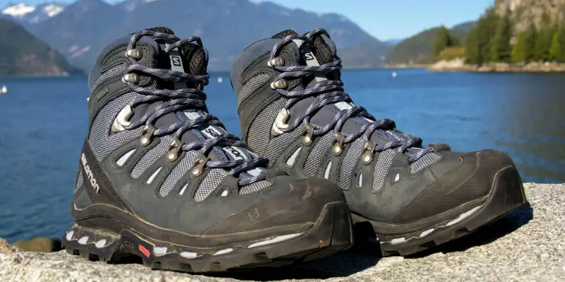 Approach shoes vs hiking shoes - 5 top efficient tips