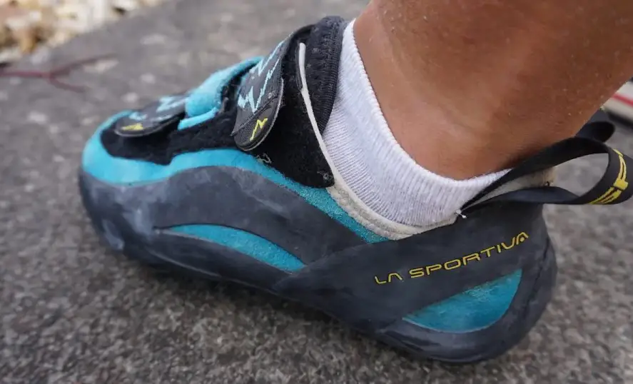 Do You Wear Socks with Climbing Shoes? Best Advices Screenshot 4 3