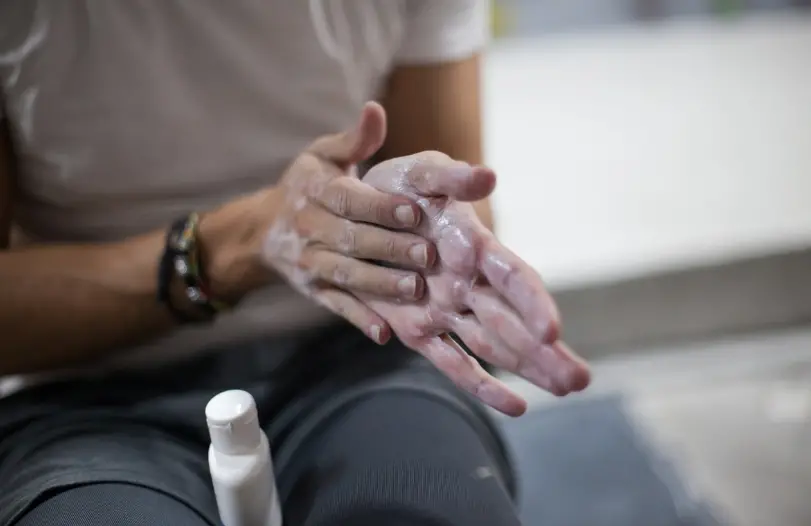 How to Make Liquid Chalk: Easy DIY Guide image 27
