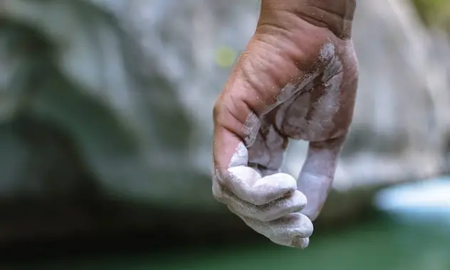 How to Make Liquid Chalk: Easy DIY Guide image 32