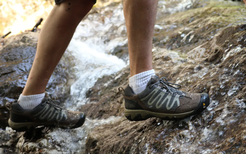 Approach Shoes VS Hiking Shoes: 5 top tips image 52