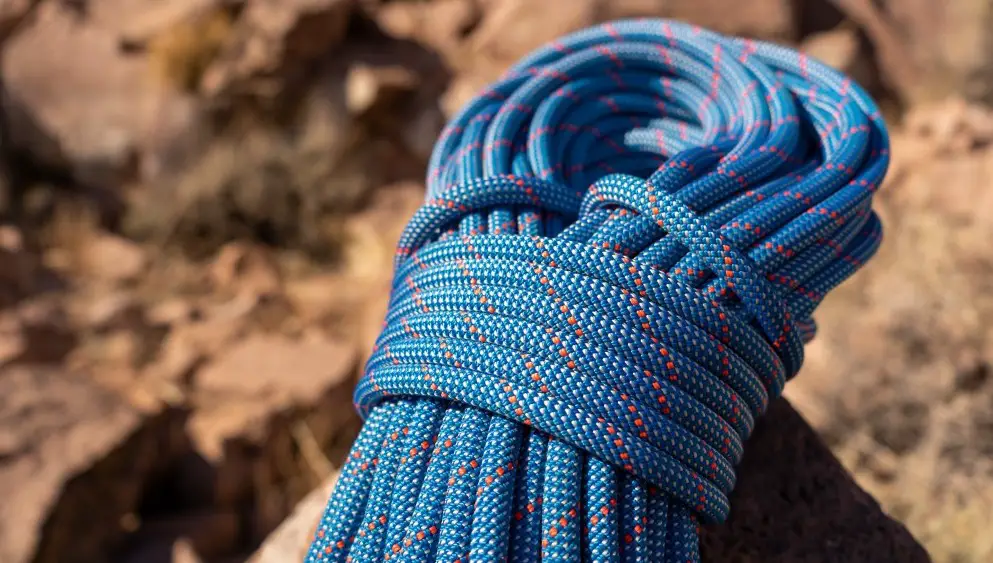 What to do with old climbing rope: 20 best modern ideas