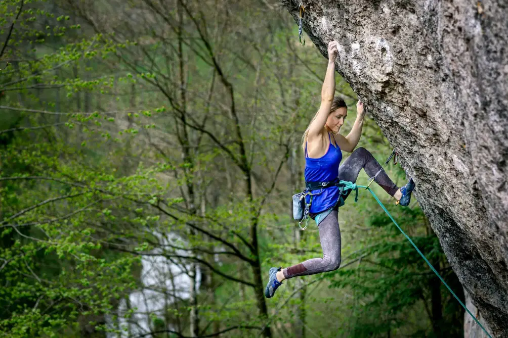 Sport Climbing VS. Trad: Comparison Of Styles img 7