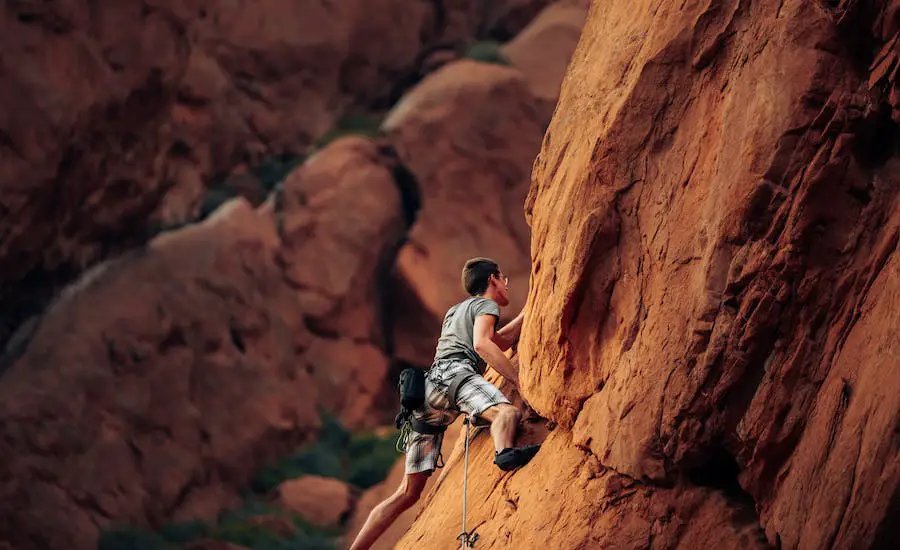 What is lead climbing: a full breakdown pexels johanser martinez 5372691